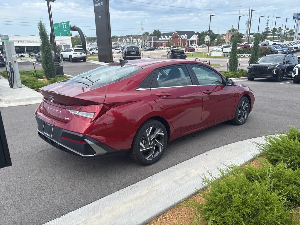new 2025 Hyundai ELANTRA HEV car, priced at $32,070