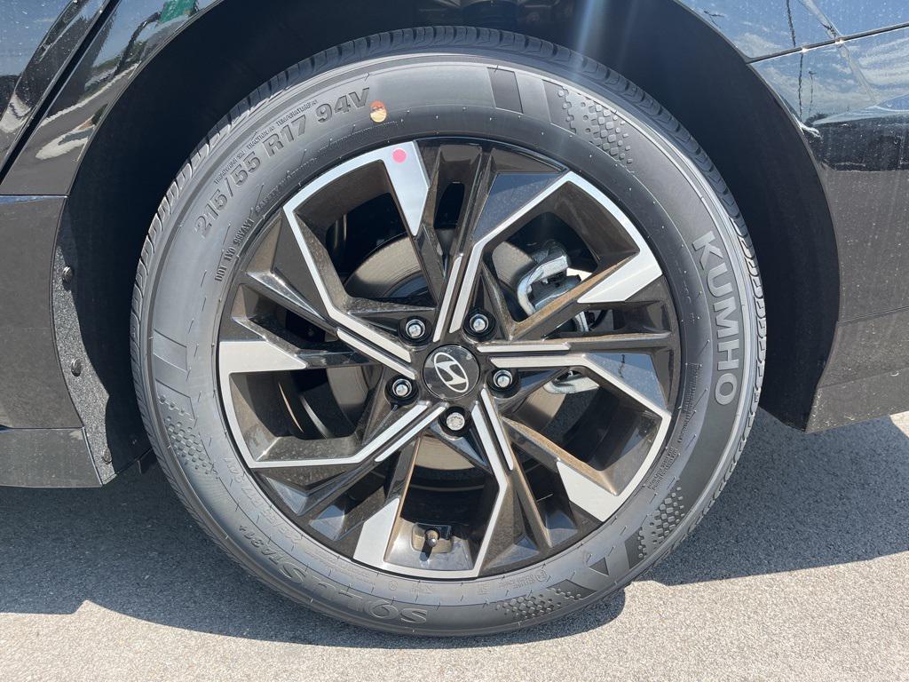 new 2025 Hyundai Sonata car, priced at $29,860