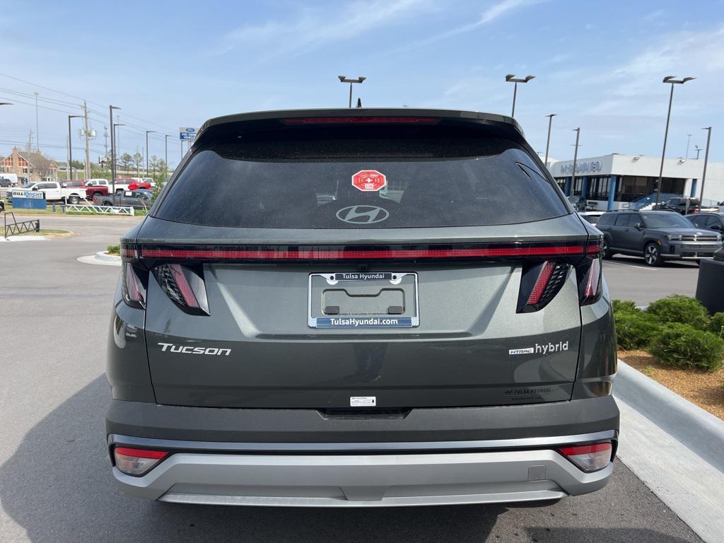 new 2025 Hyundai TUCSON Hybrid car, priced at $38,285