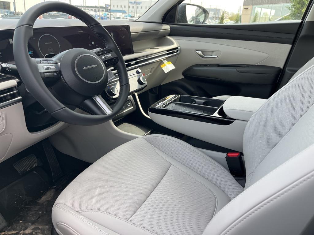 new 2025 Hyundai TUCSON Hybrid car, priced at $38,285