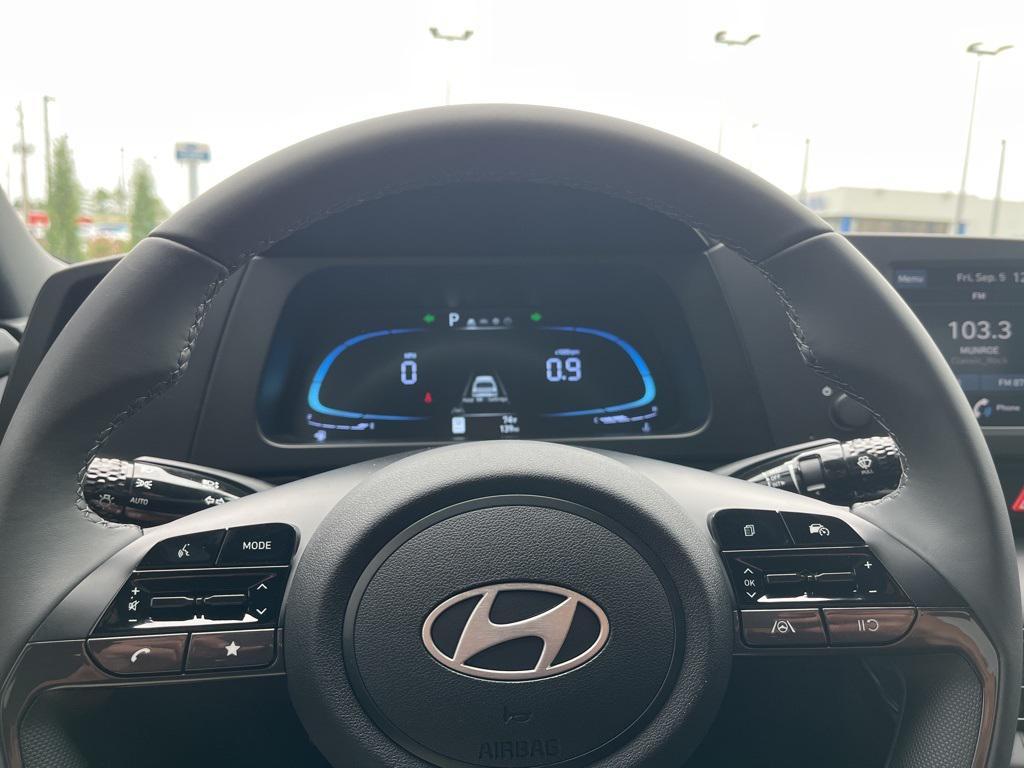 new 2025 Hyundai Elantra car, priced at $25,165