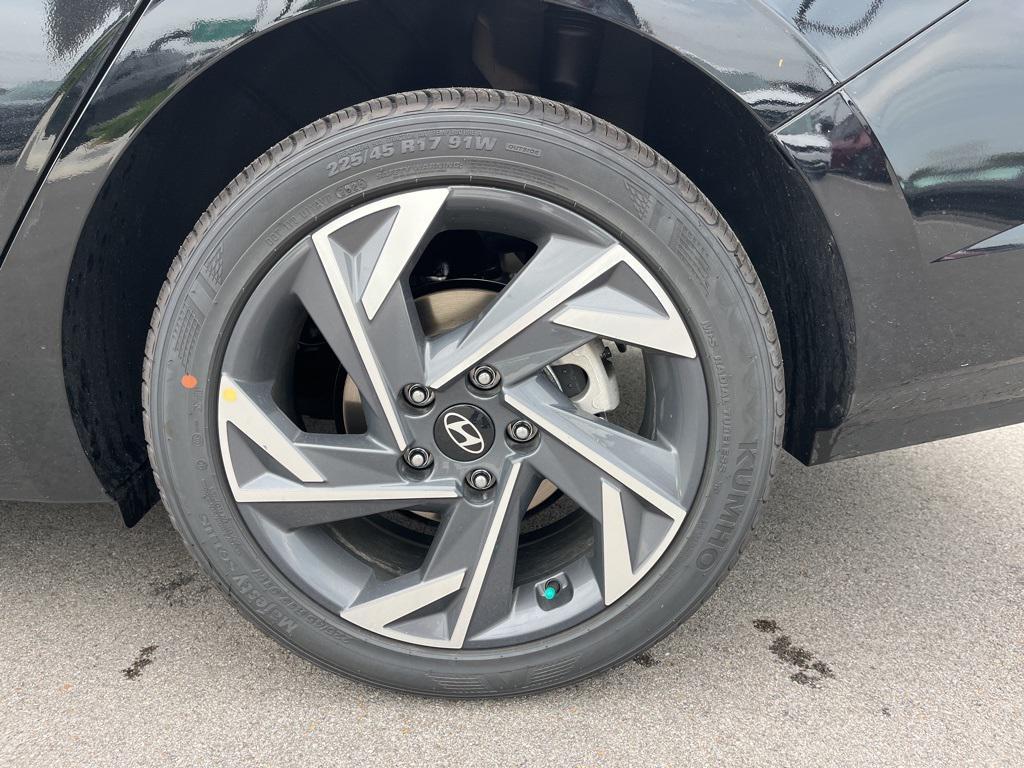 new 2025 Hyundai Elantra car, priced at $25,165