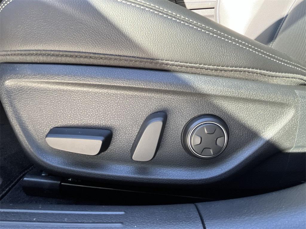 new 2026 Genesis G70 car, priced at $45,390