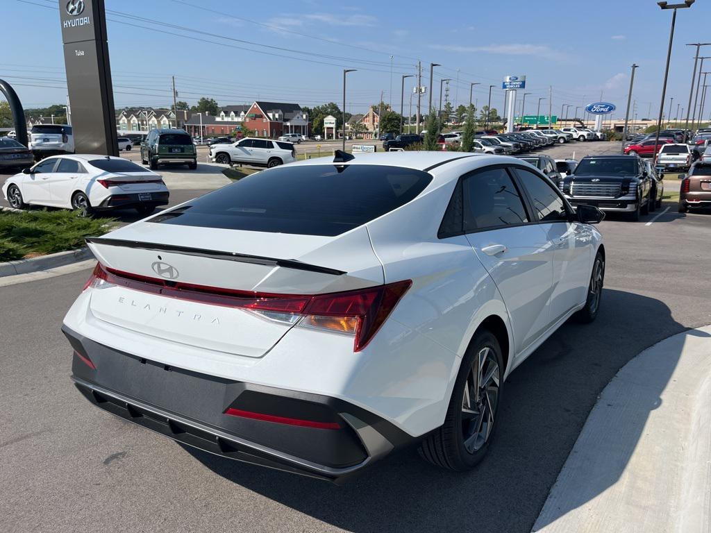 new 2025 Hyundai Elantra car, priced at $25,665
