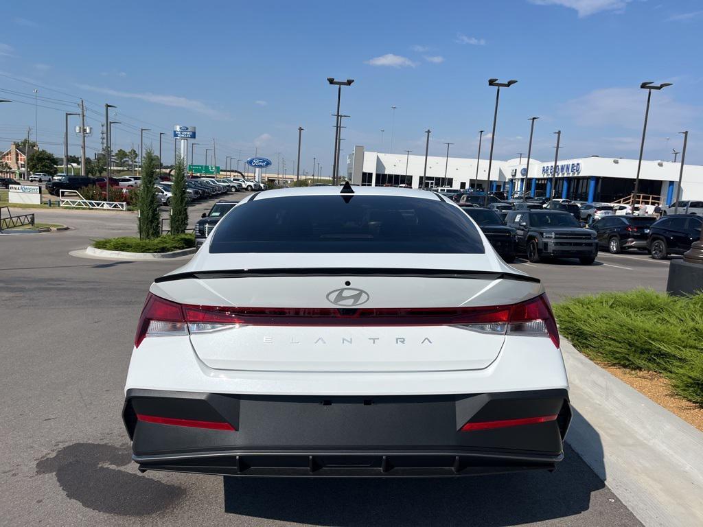 new 2025 Hyundai Elantra car, priced at $25,665
