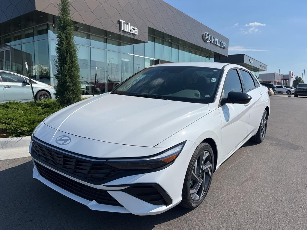 new 2025 Hyundai Elantra car, priced at $25,665