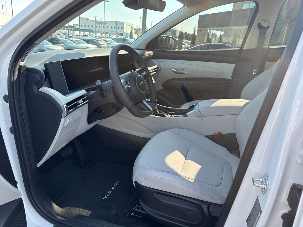 new 2025 Hyundai Tucson car, priced at $31,415