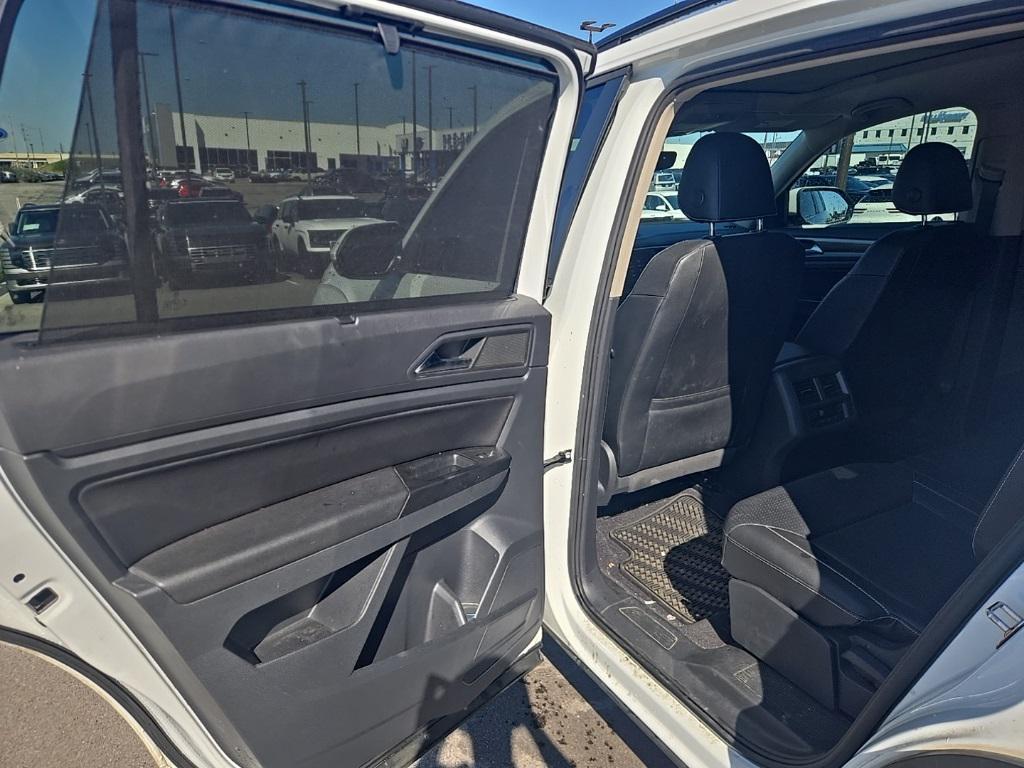 used 2021 Volkswagen Atlas car, priced at $16,260