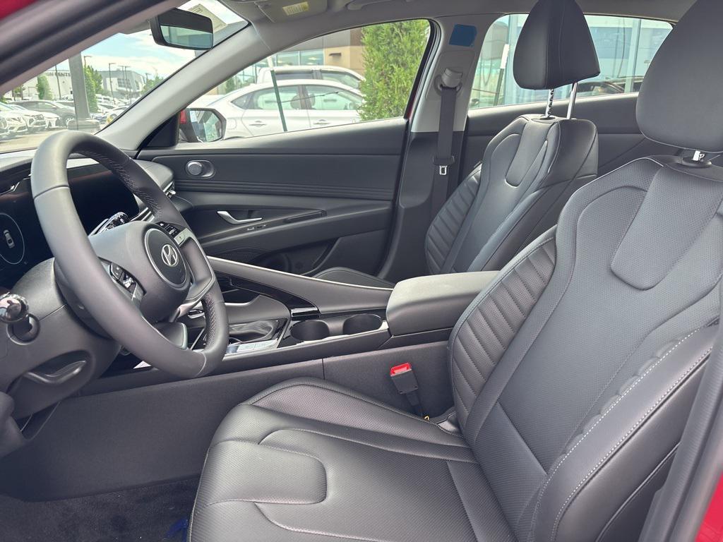 new 2025 Hyundai ELANTRA HEV car, priced at $32,130