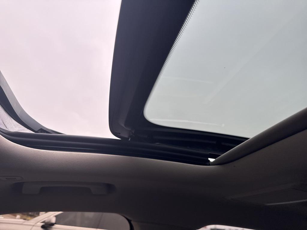 used 2021 BMW 750 car, priced at $41,995