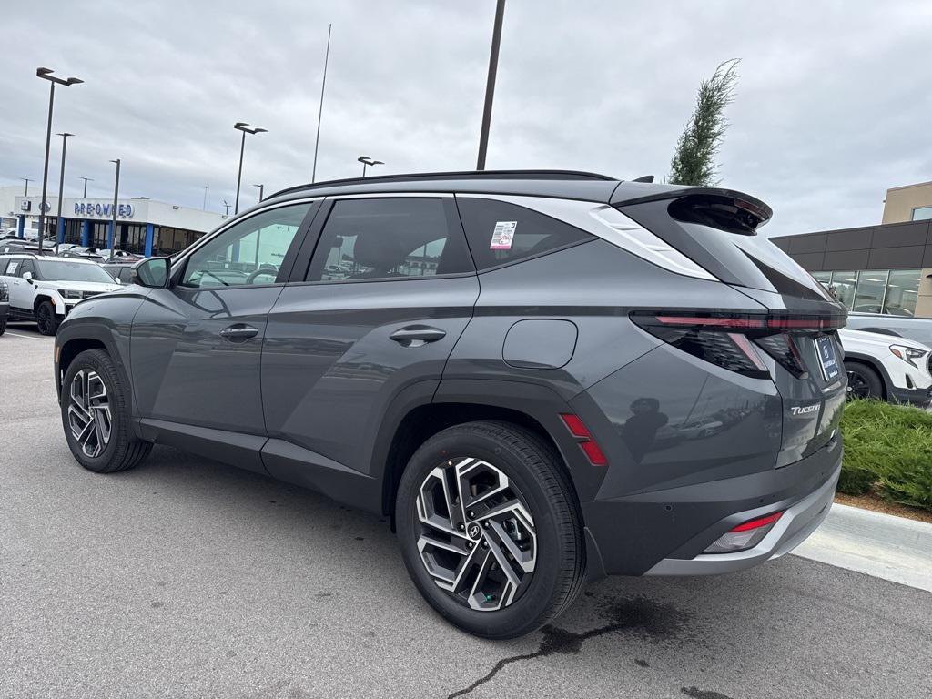 new 2026 Hyundai TUCSON Hybrid car, priced at $44,625