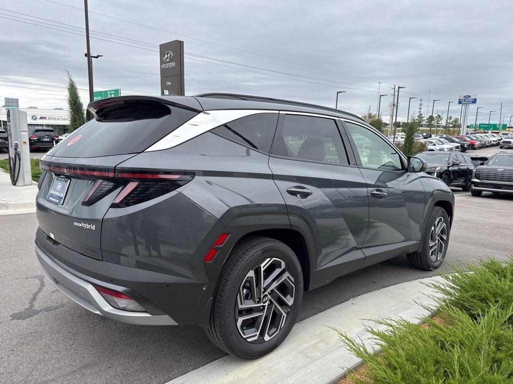 new 2026 Hyundai TUCSON Hybrid car, priced at $44,625