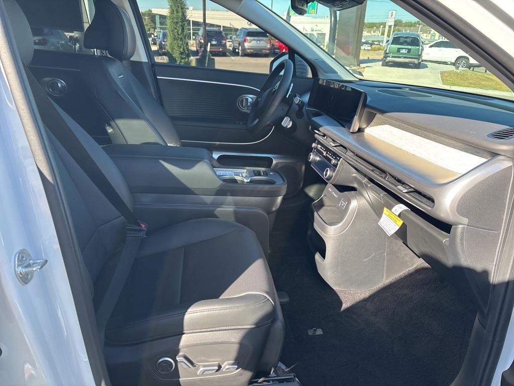 new 2026 Hyundai IONIQ 9 car, priced at $74,135