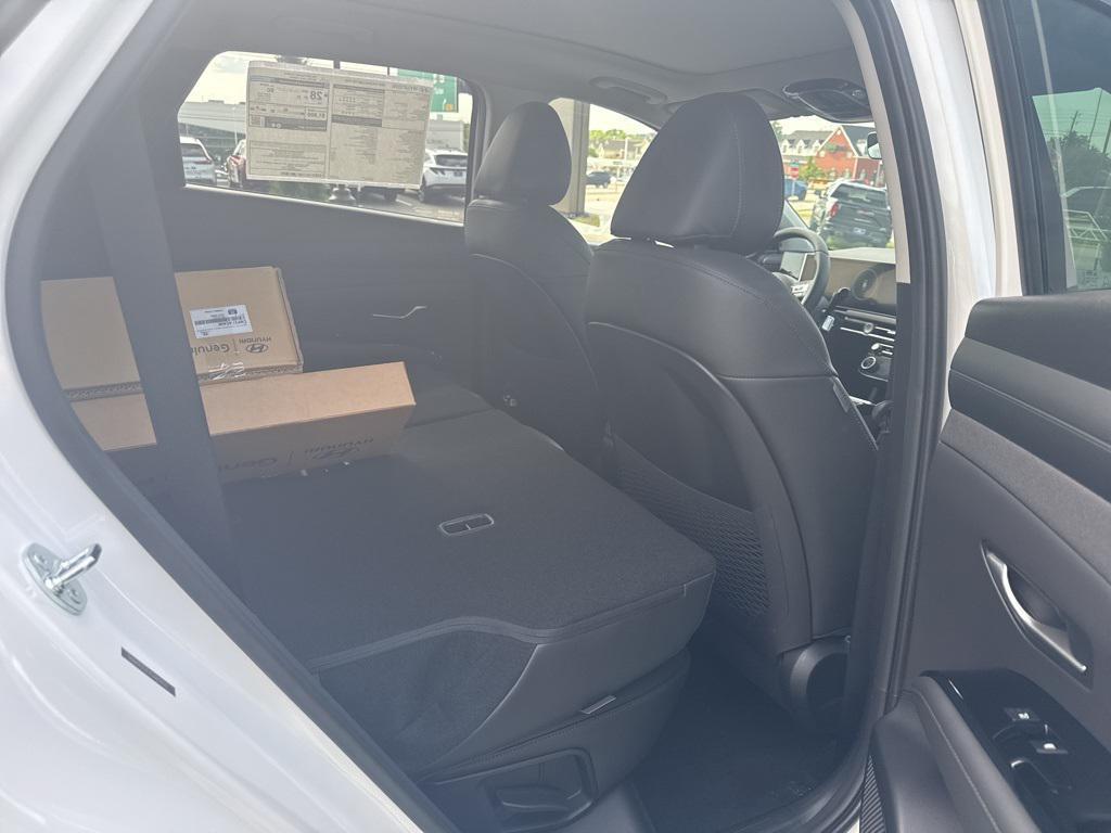 new 2025 Hyundai Tucson car, priced at $41,905