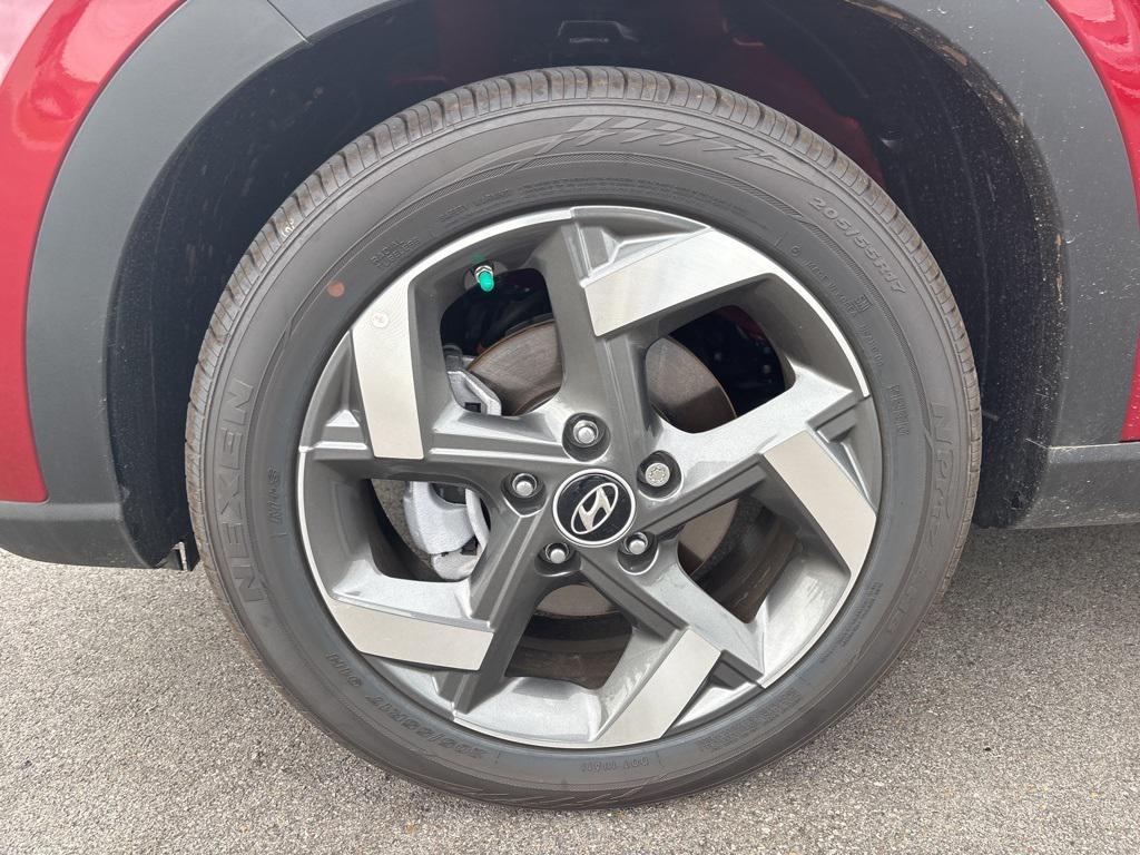 new 2025 Hyundai Venue car, priced at $24,884