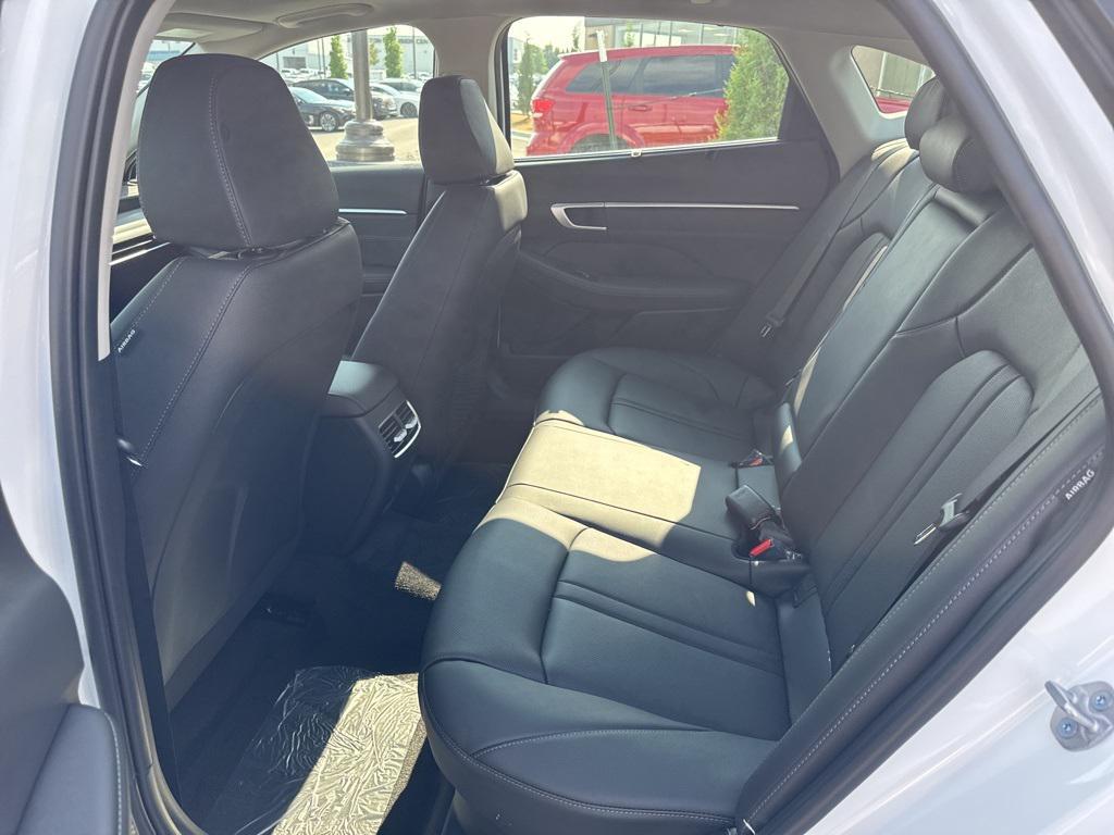 new 2025 Hyundai Sonata Hybrid car, priced at $39,950
