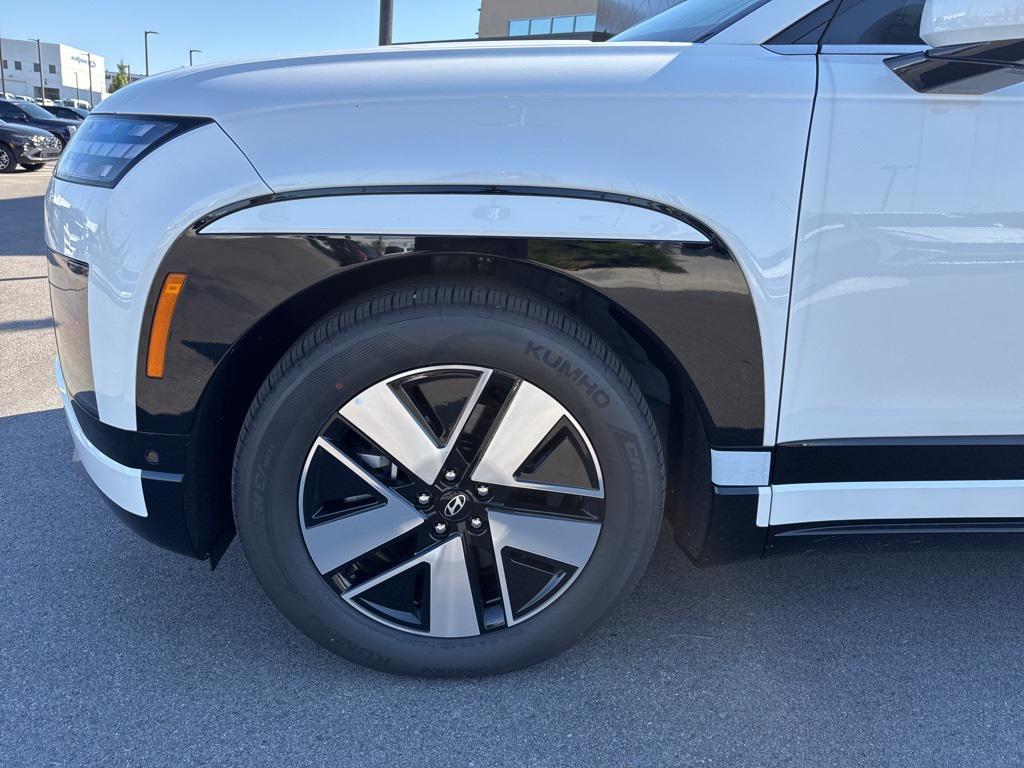 new 2026 Hyundai IONIQ 9 car, priced at $68,775