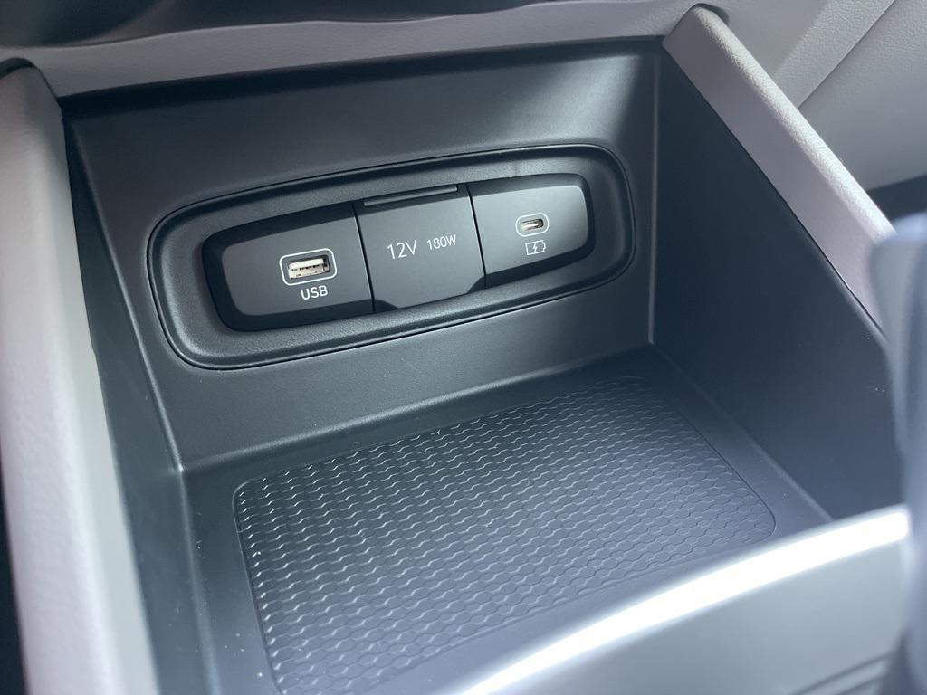 new 2025 Hyundai Venue car, priced at $24,320