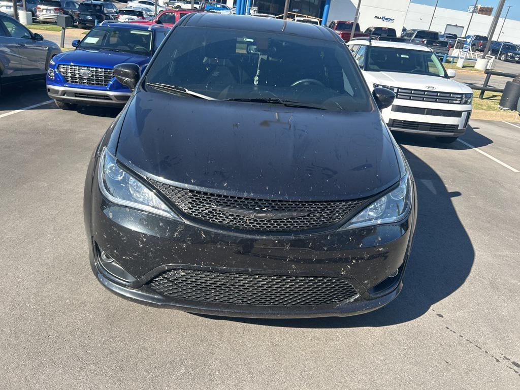 used 2020 Chrysler Pacifica car, priced at $17,495