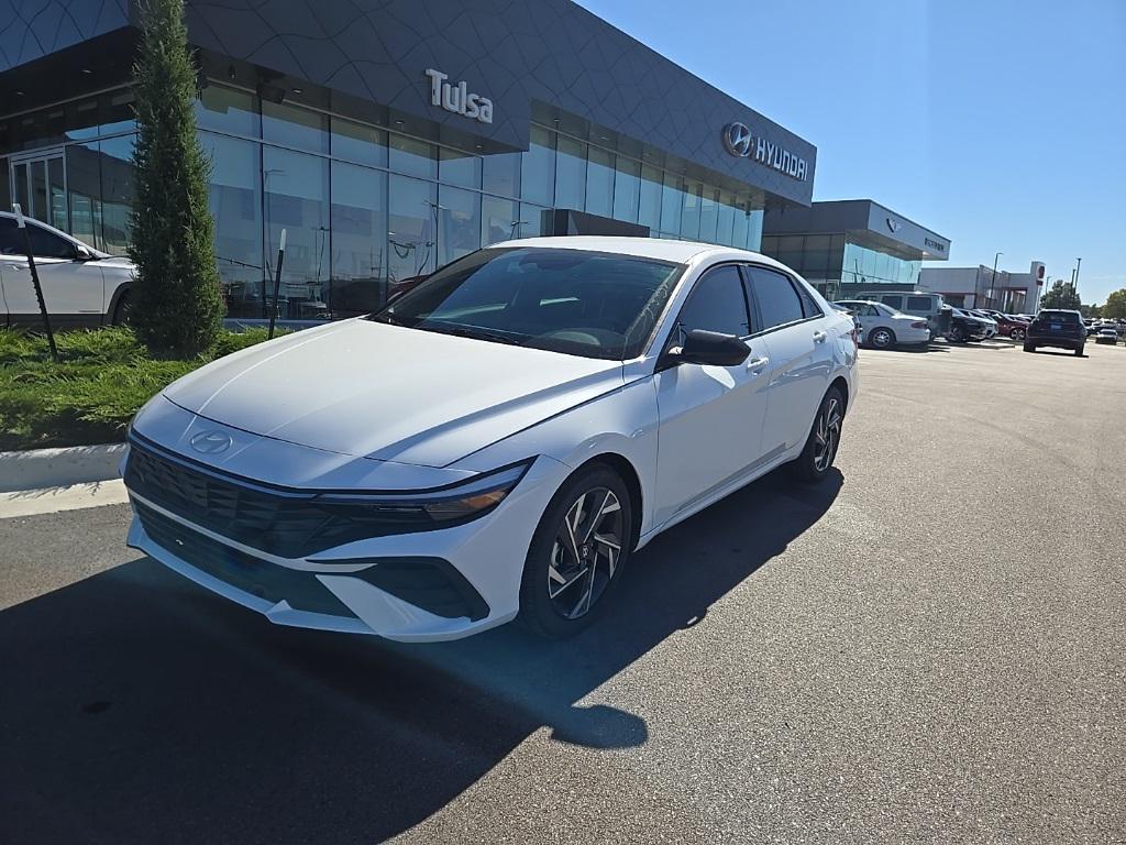 used 2025 Hyundai Elantra car, priced at $20,923