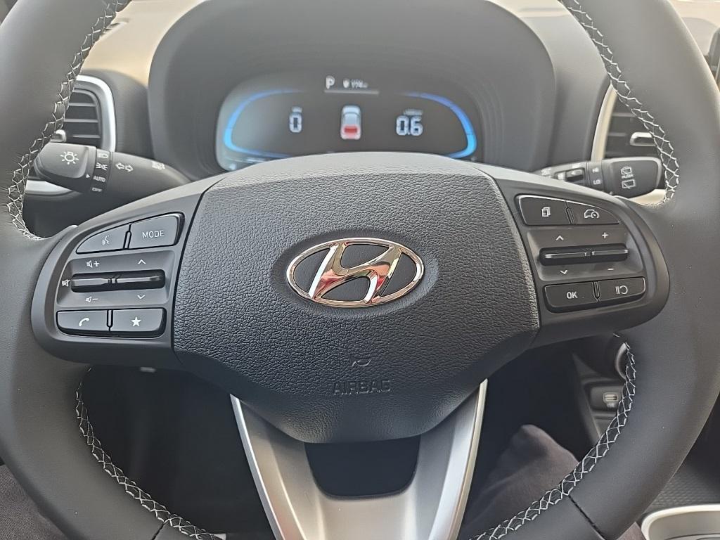 new 2025 Hyundai Venue car, priced at $24,395