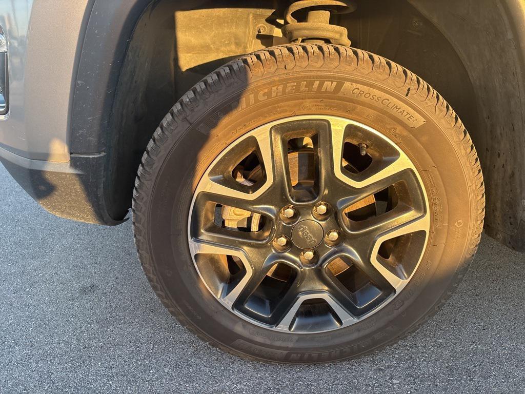 used 2019 Jeep Compass car, priced at $17,170