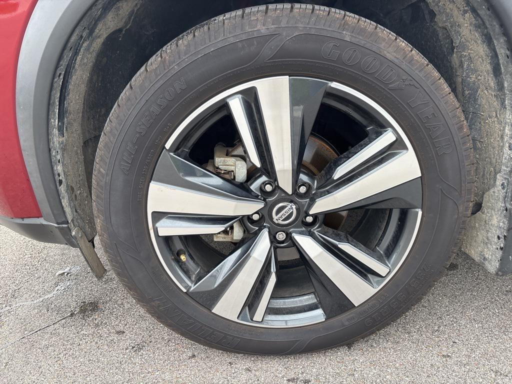 used 2021 Nissan Rogue car, priced at $22,085