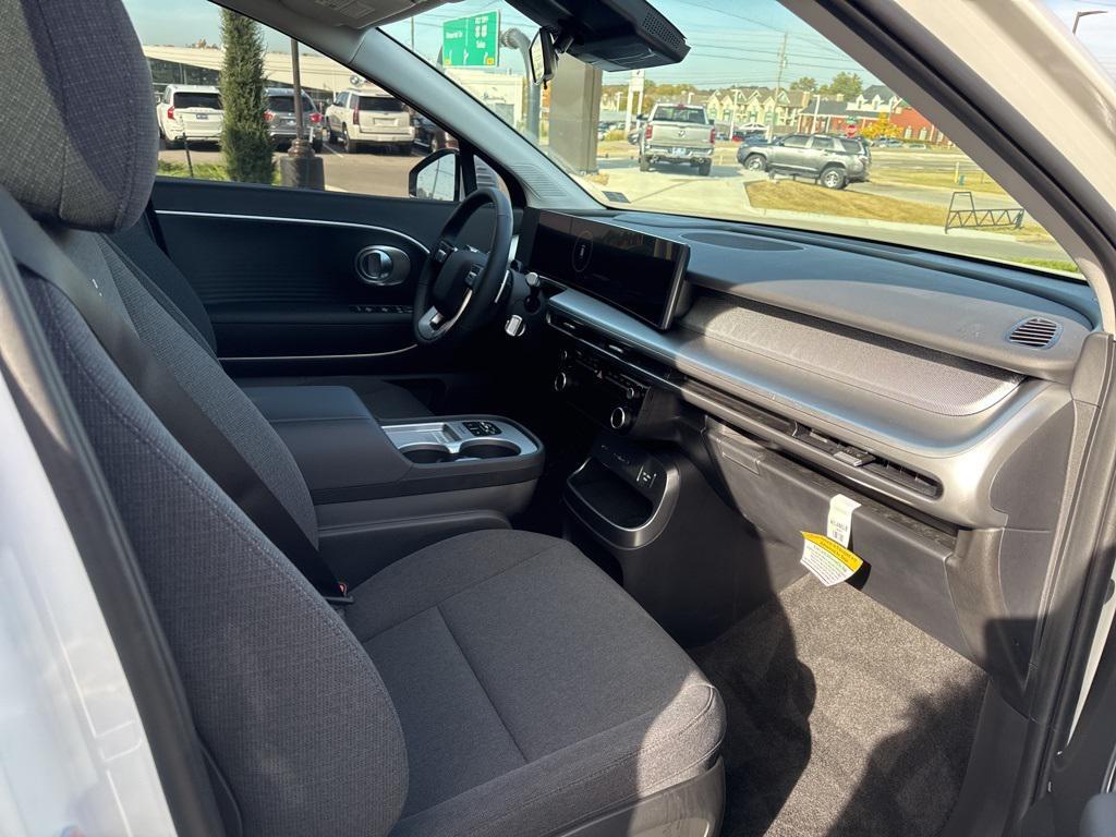 new 2026 Hyundai IONIQ 9 car, priced at $65,860