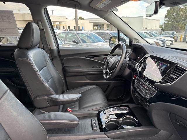 used 2022 Honda Pilot car, priced at $39,897