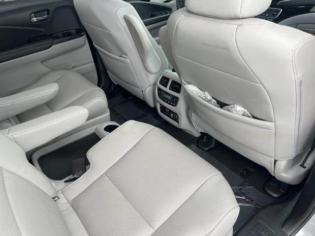 used 2022 Honda Pilot car, priced at $38,599