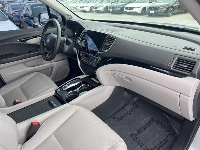 used 2022 Honda Pilot car, priced at $38,599