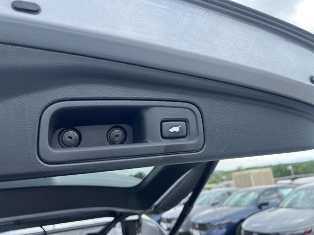 used 2022 Honda Pilot car, priced at $38,599