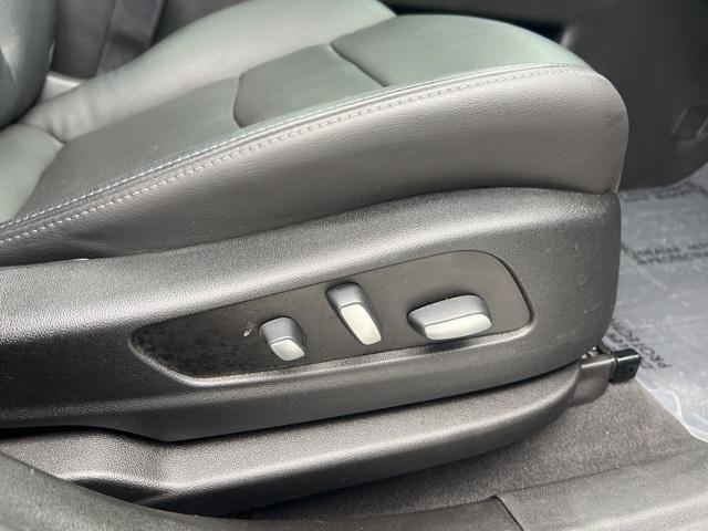 used 2020 Cadillac XT6 car, priced at $31,380