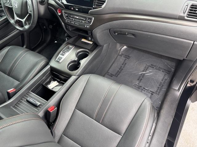 used 2022 Honda Passport car, priced at $35,899