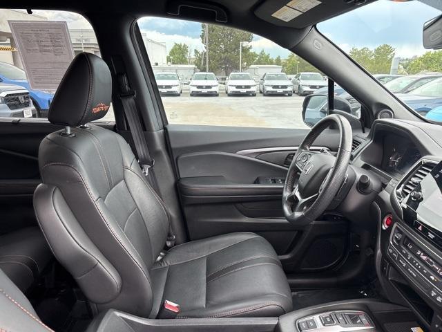 used 2022 Honda Passport car, priced at $35,899