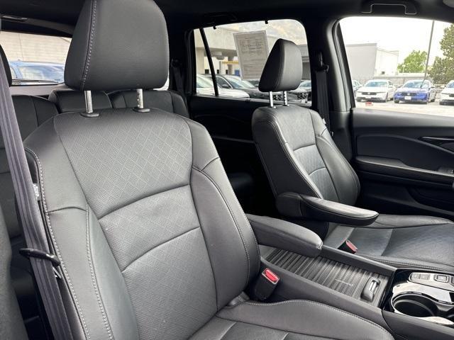used 2022 Honda Passport car, priced at $36,592