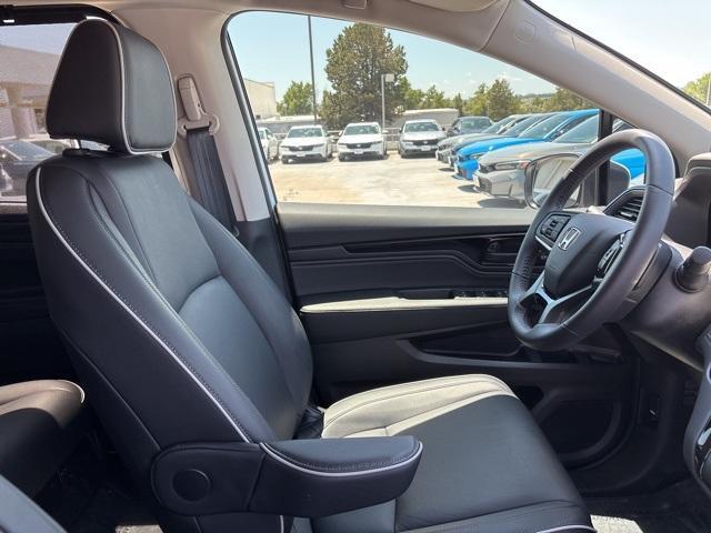 used 2025 Honda Odyssey car, priced at $44,830
