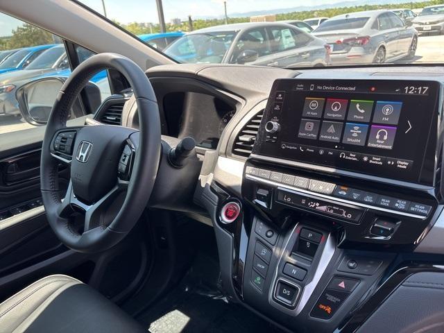 used 2025 Honda Odyssey car, priced at $44,830