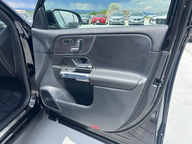 used 2021 Mercedes-Benz GLB 250 car, priced at $30,480