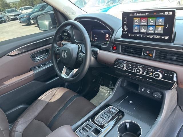 used 2024 Honda Pilot car, priced at $49,829