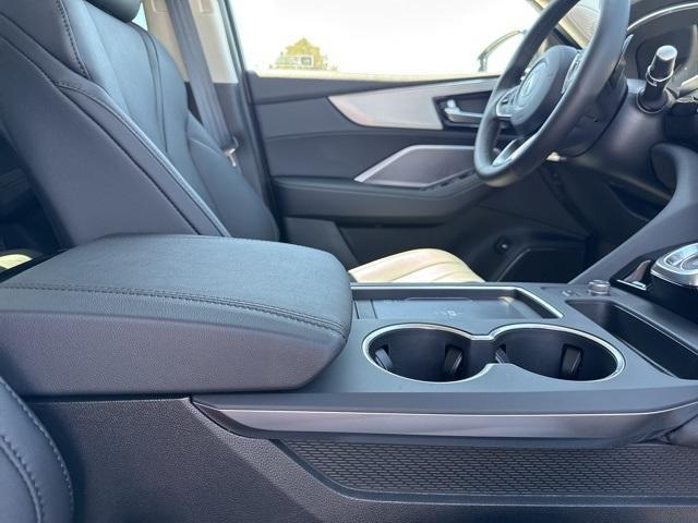 new 2025 Acura MDX car, priced at $55,350