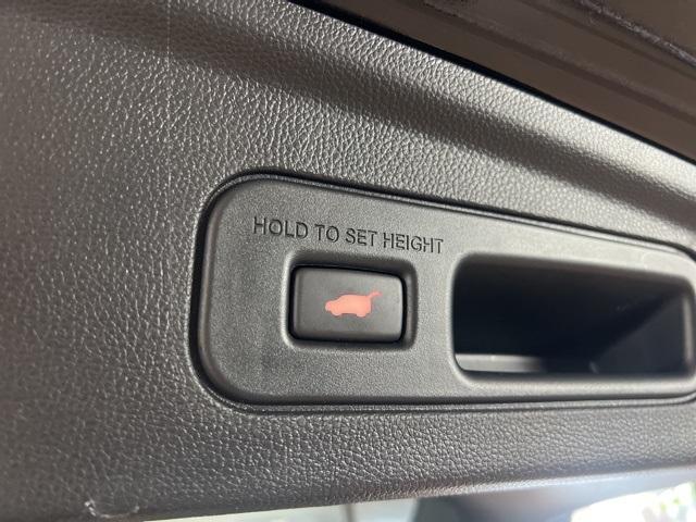 used 2023 Acura MDX car, priced at $44,955