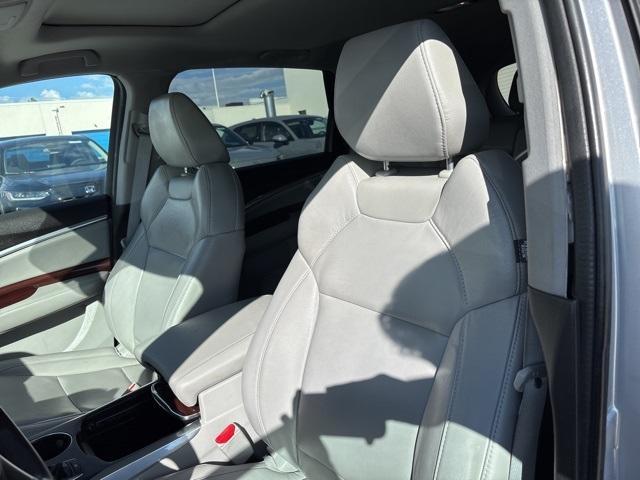 used 2015 Acura MDX car, priced at $17,229