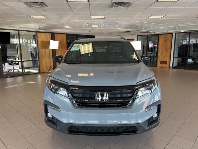 used 2022 Honda Pilot car, priced at $35,499