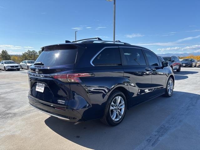 used 2023 Toyota Sienna car, priced at $50,399