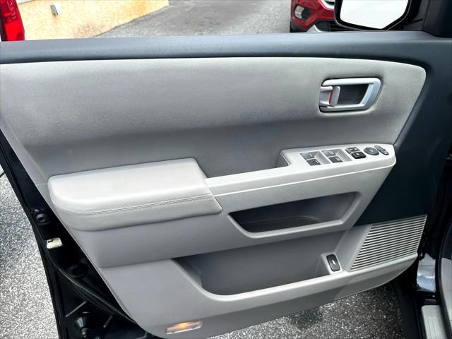 used 2013 Honda Pilot car, priced at $9,950