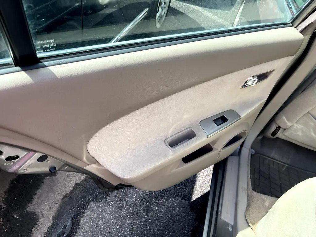 used 2006 Nissan Altima car, priced at $3,950