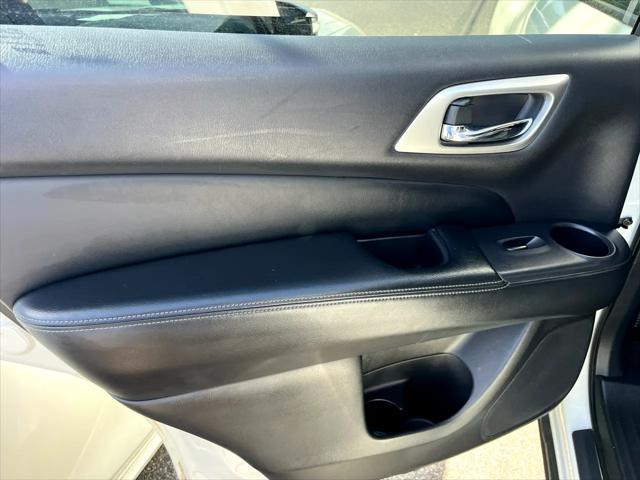 used 2016 Nissan Pathfinder car, priced at $13,450