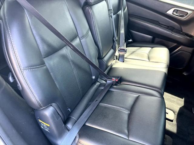 used 2016 Nissan Pathfinder car, priced at $13,450