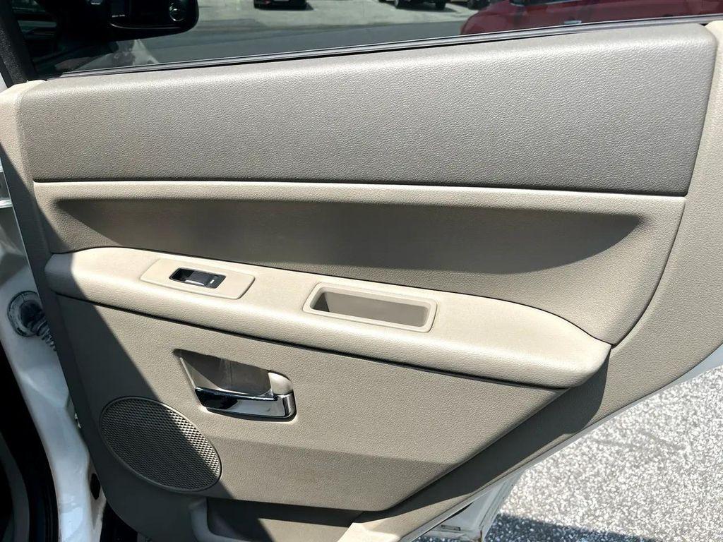 used 2009 Jeep Grand Cherokee car, priced at $7,450